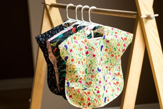 Buttons Smock Bib